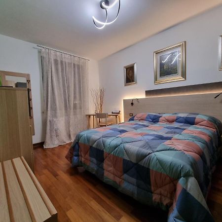 B&B Accanto Al Focolare 2 Udine Exterior foto