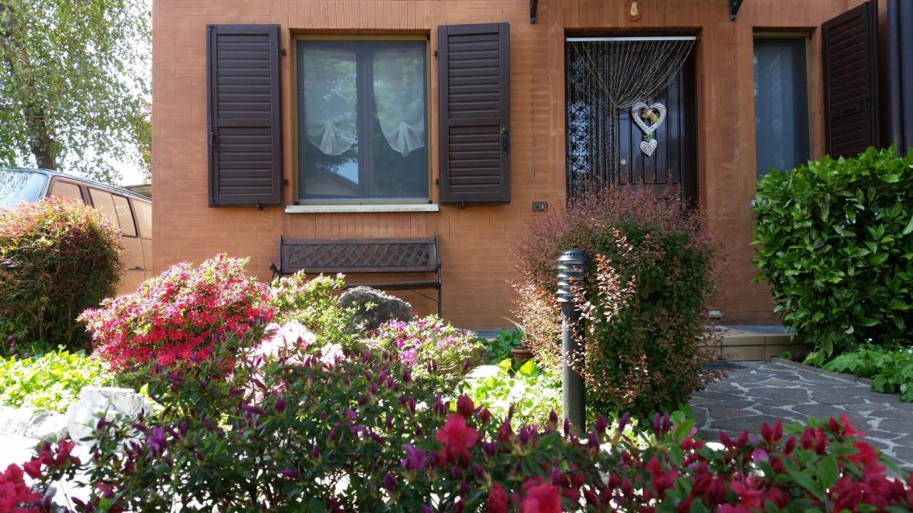 B&B Accanto Al Focolare 2 Udine Exterior foto