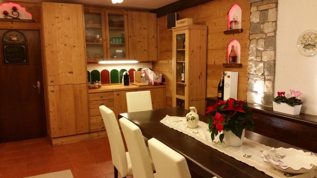 B&B Accanto Al Focolare 2 Udine Exterior foto