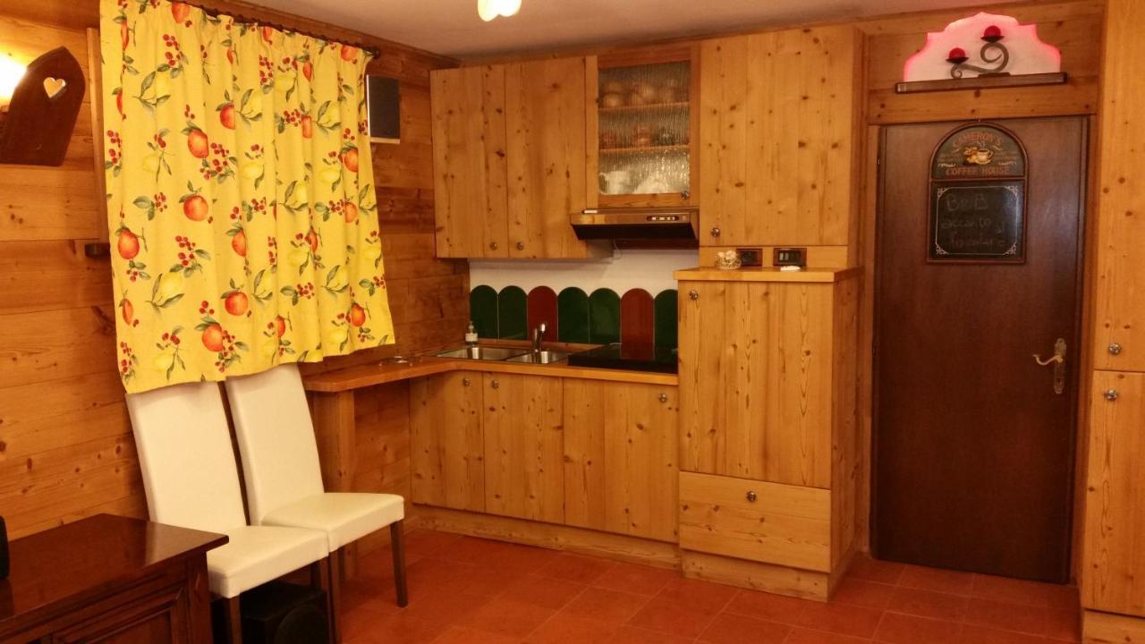 B&B Accanto Al Focolare 2 Udine Exterior foto