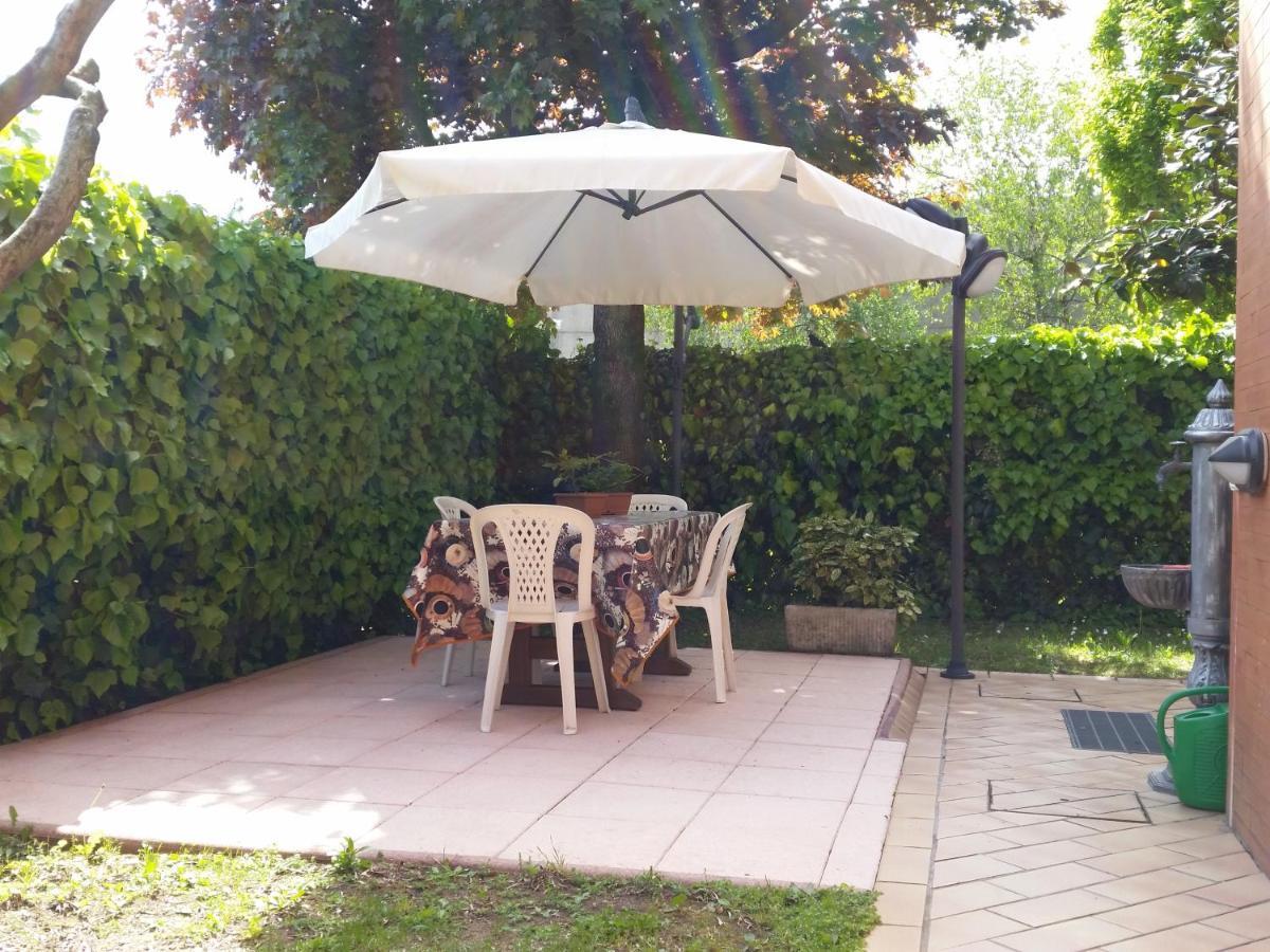 B&B Accanto Al Focolare 2 Udine Exterior foto